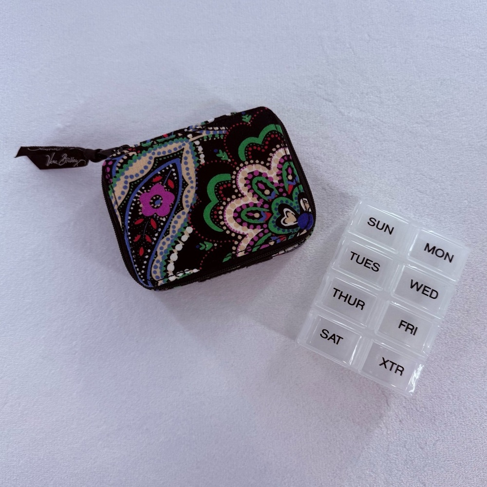 Vera Bradley Kiev Paisley Pill Case